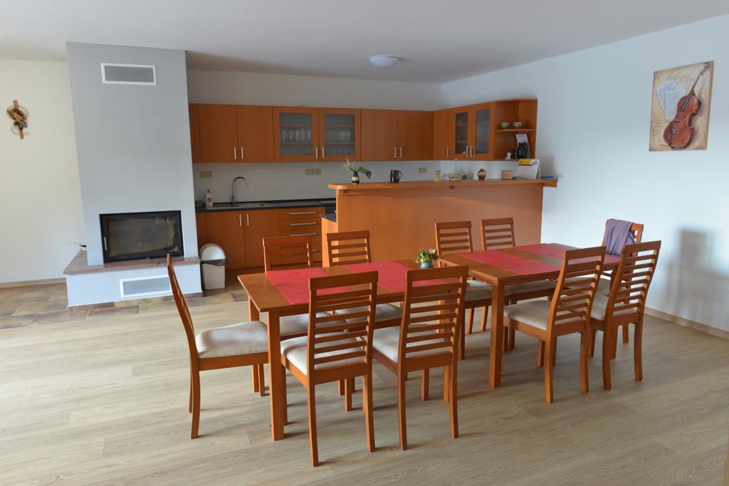 Hotel Penzion U Blatce à Nové Hrady Extérieur photo