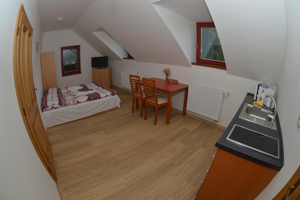 Hotel Penzion U Blatce à Nové Hrady Chambre photo