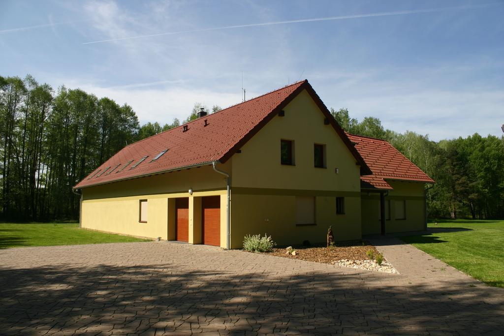 Hotel Penzion U Blatce à Nové Hrady Extérieur photo