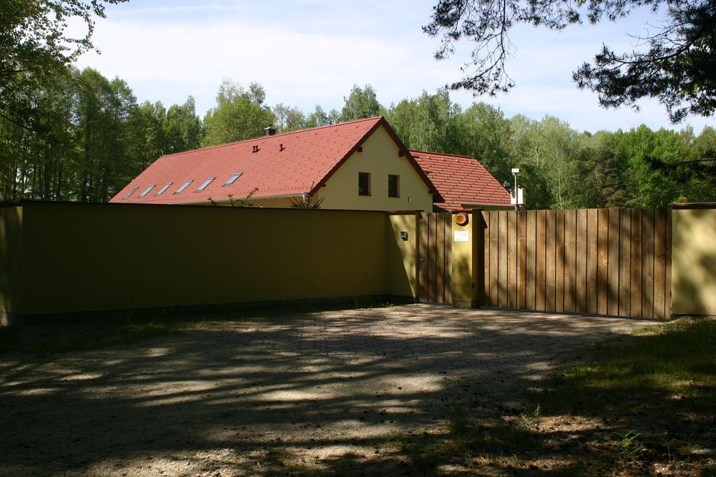 Hotel Penzion U Blatce à Nové Hrady Extérieur photo